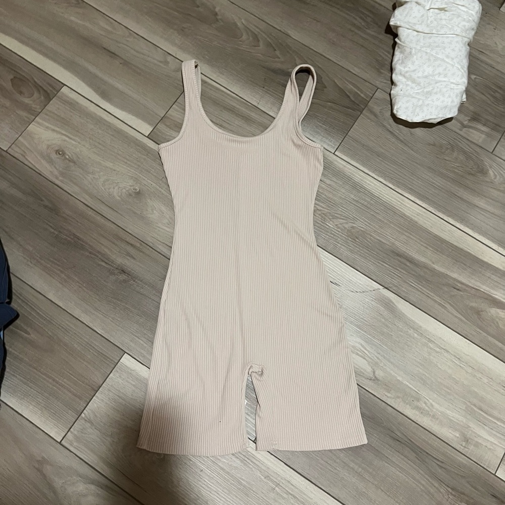Beige Ribbed Romper - Picture 2 of 2
